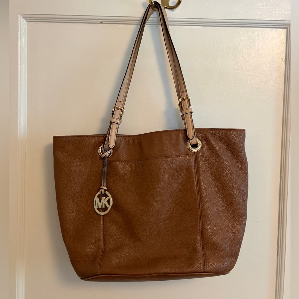Michael Kors | Jet Set Pebble Brown Tote Bag, AV1306